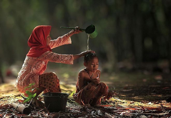 village-life-indonesia-herman-damar-16