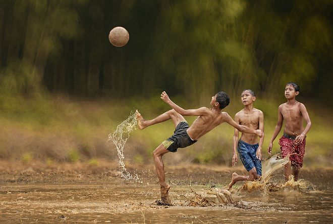 village-life-indonesia-herman-damar-9