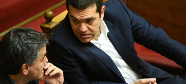 tsakalotos-tsipras-kokkino-fonto_0.jpg