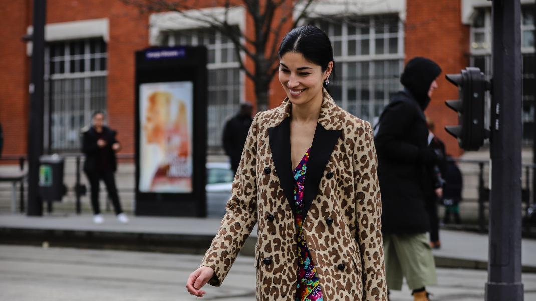 stylish-woman-street